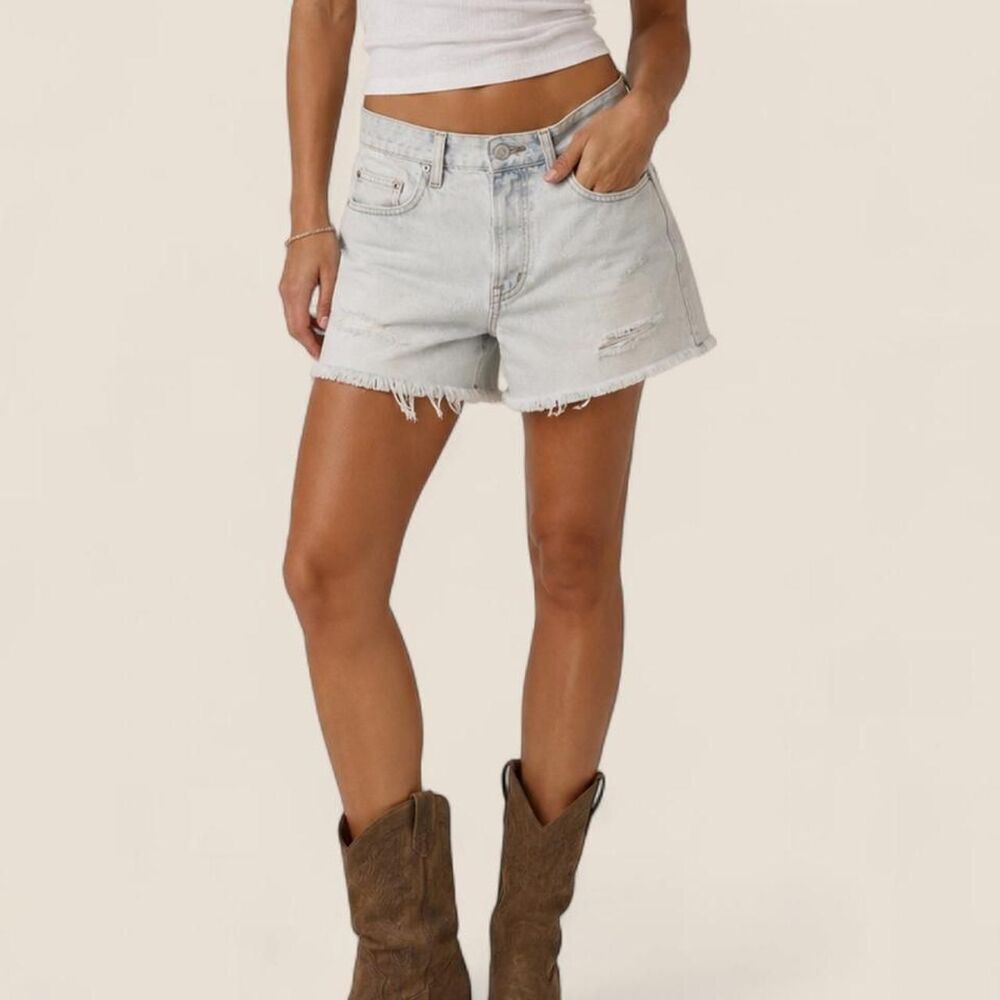 Etica Haven Relaxed Light Washed Shorts Desert Island Cowgirl Y2K Size 27 NWT